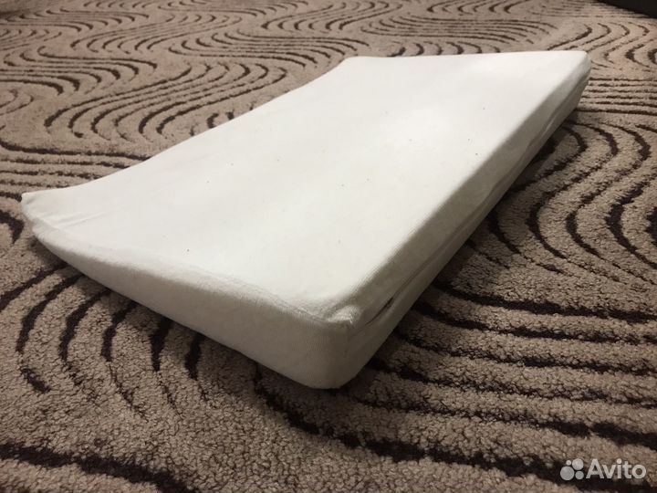 Подушка позиционер для новорожденных