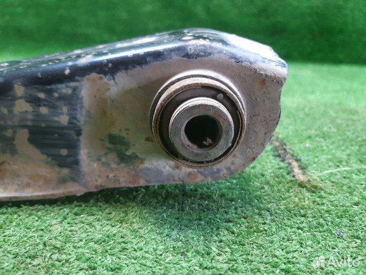 Рычаг поперечный задний Ford Focus 2 седан 1.8