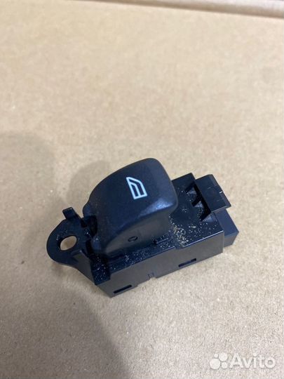 Кнопка стеклоподъемника Volvo Xc60 DZ44 B4204T6