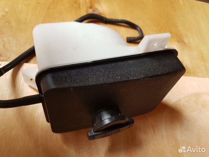 Расширительный бачок KIA Optima 4