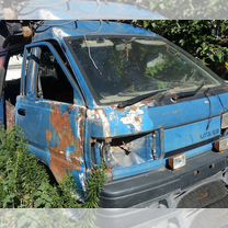 Toyota Lite Ace 2.0 MT, 1988, битый, 550 000 км, с пробегом, цена 45 000 руб.