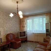 2-к. квартира, 48 м², 3/5 эт.