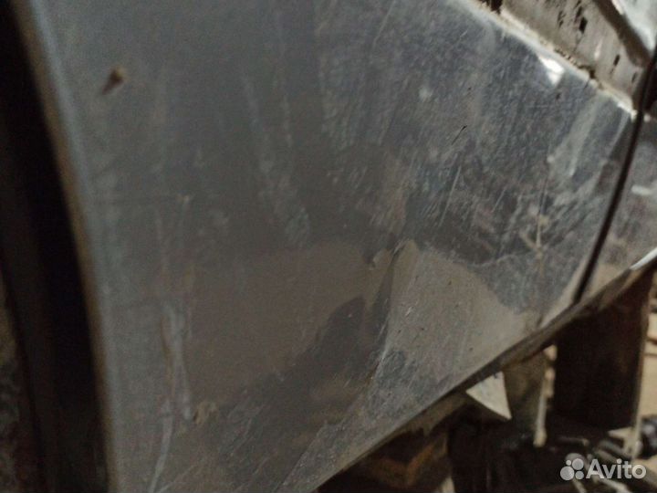 Дверь задняя правая серебристая Хундай Акцент