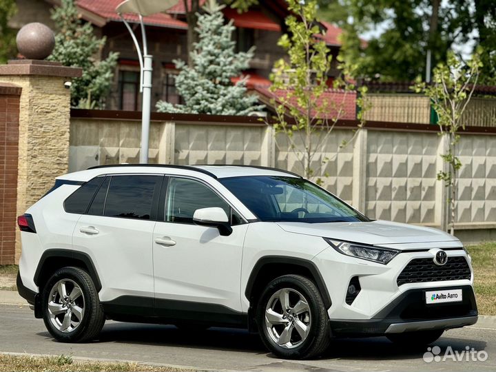 Toyota RAV4 2.0 CVT, 2020, 100 000 км