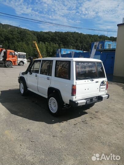 Isuzu Bighorn 2.8 МТ, 1988, 290 000 км