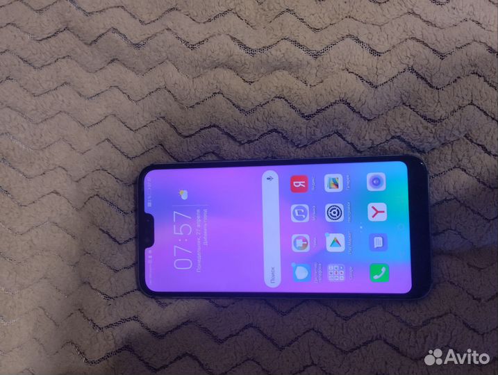 HONOR 10, 4/64 ГБ