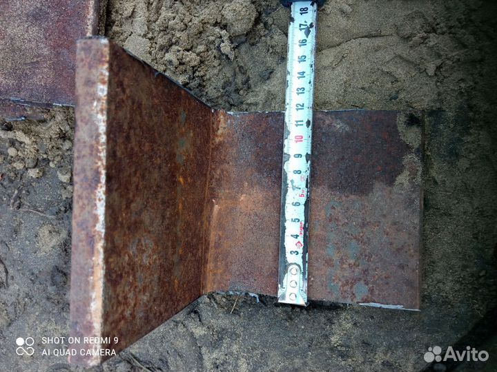 Уголок металлический бу