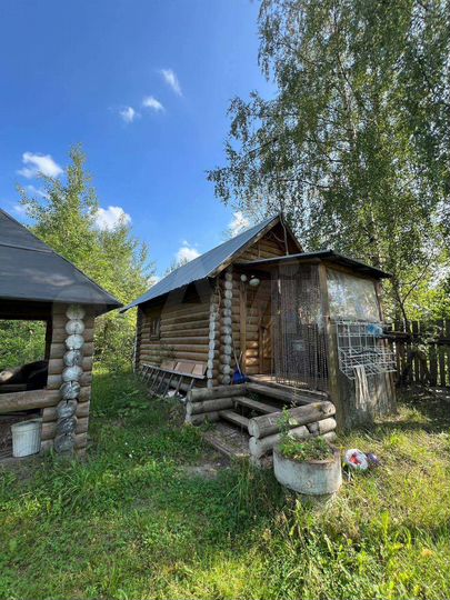 Дом 15 м² на участке 10 сот.