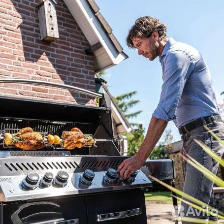 Газовый гриль Napoleon Prestige 665 rsib Black