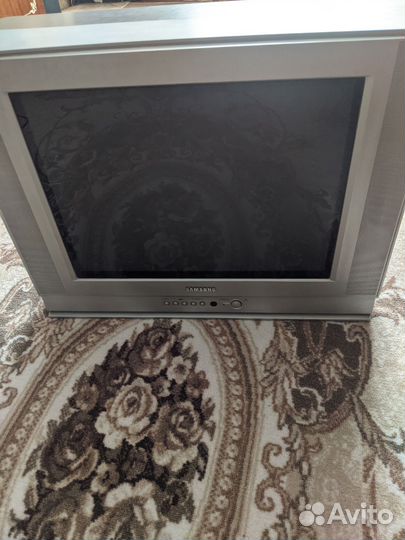 Телевизор samsung