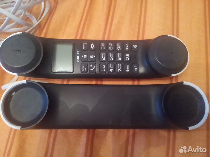 Телефон Philips