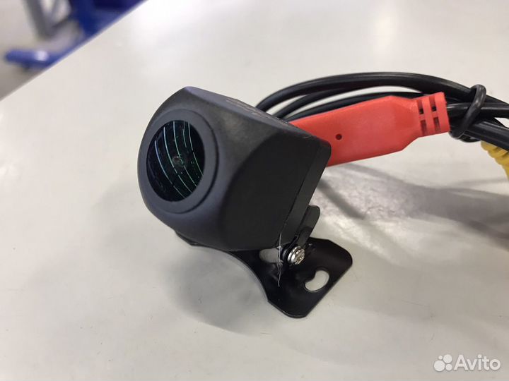 Камера заднего вида Teyes AHD 1080