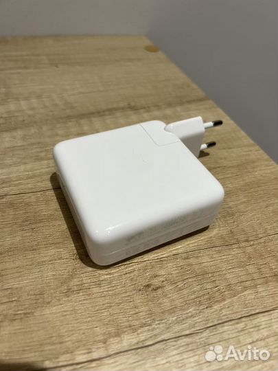 Блок питания Apple 61w USB-C оригинал