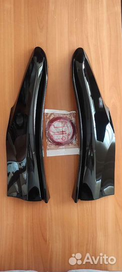 Накладки переднего бампера Toyota Camry V70