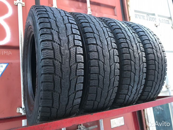 Nokian Tyres WR C3 205 R16C 110T
