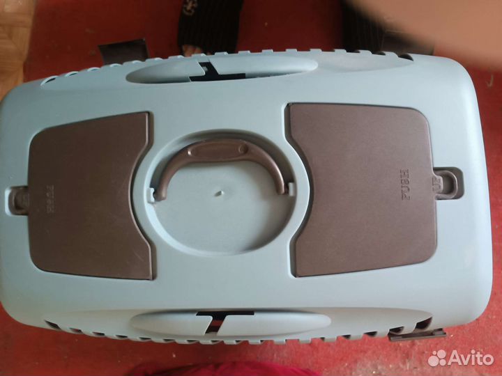 Переноска для средних собак