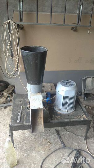 Гранулятор для комбикорма