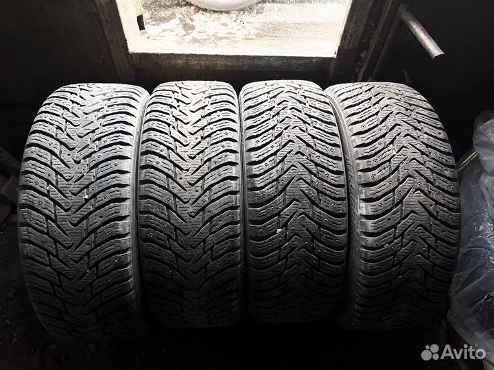 Nokian Tyres Hakkapeliitta 8 SUV 225/60 R17 103V