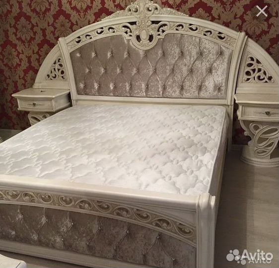 Спальный гарнитур Шах