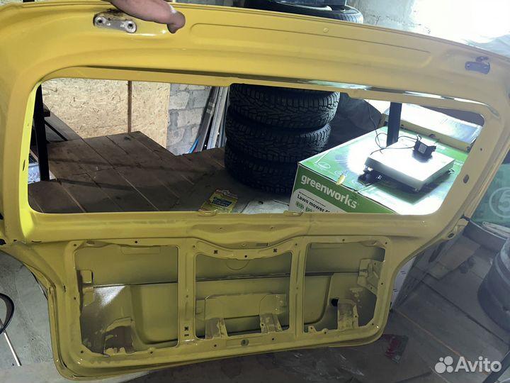 Задняя крышка багажника skoda fabia 2