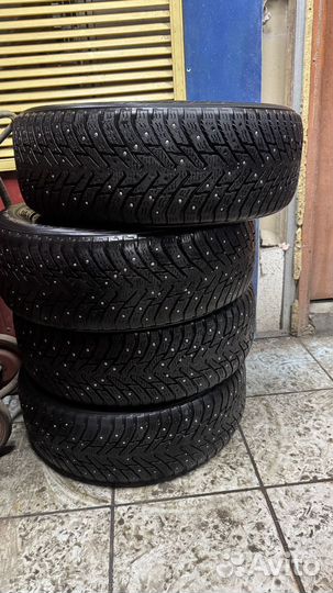 Nokian Tyres Hakkapeliitta 8 205/60 R16