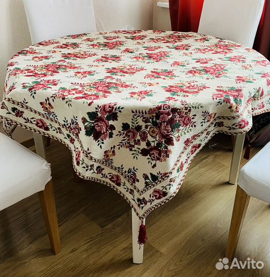 Скатерть гобелен 150