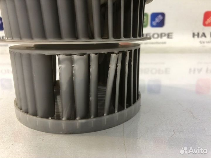 Мотор отопителя (печки) Toyota Camry XV70 2AR-FE