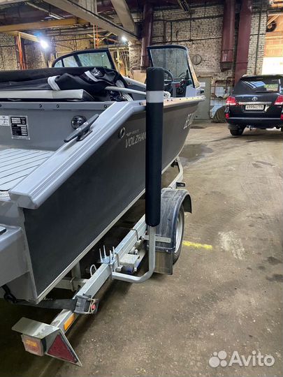 Направляющие ворота для лодок