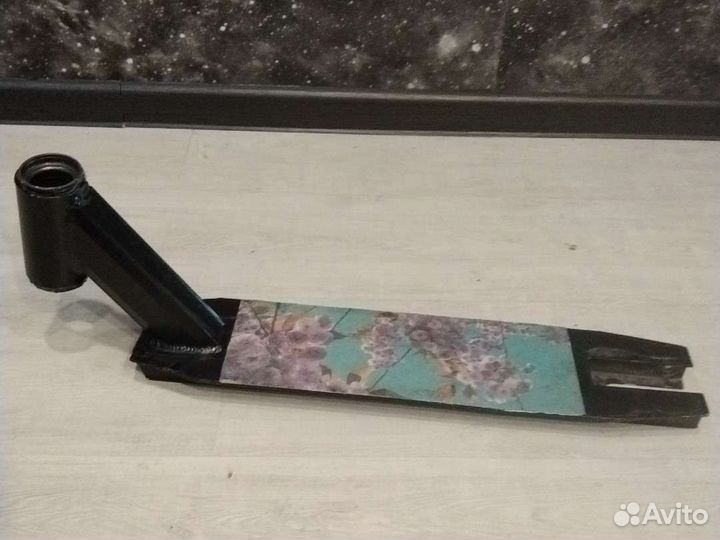 Дека ля трюкового самоката