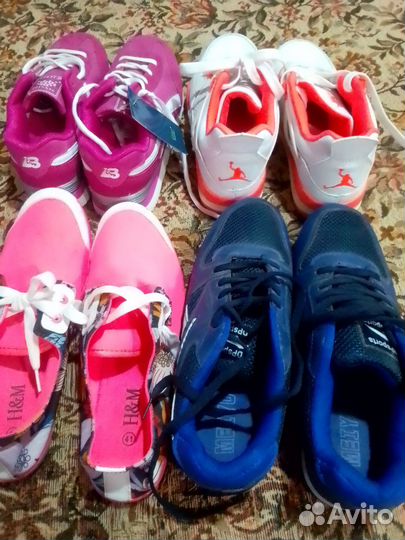 Обувь спортивная