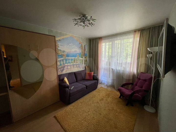 2-к. квартира, 50 м², 3/9 эт.