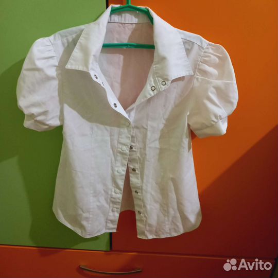 Формаблузки белые для девочки