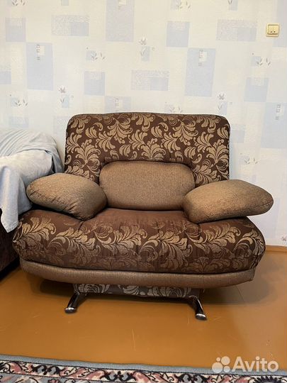 Диван и 2 кресла