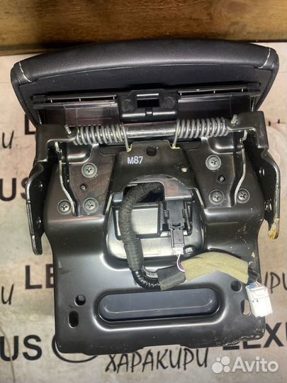 Подлокотник Lexus Nx200T Nx200 Nx300 ZGZ10