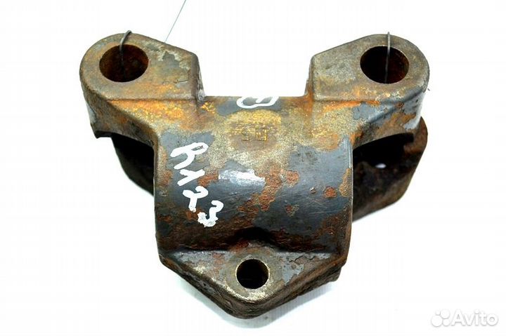 Кронштейн стабилизатора, переднего моста, нижний л