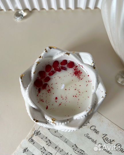 Ароматическая свеча в гипсовом подсвечнике