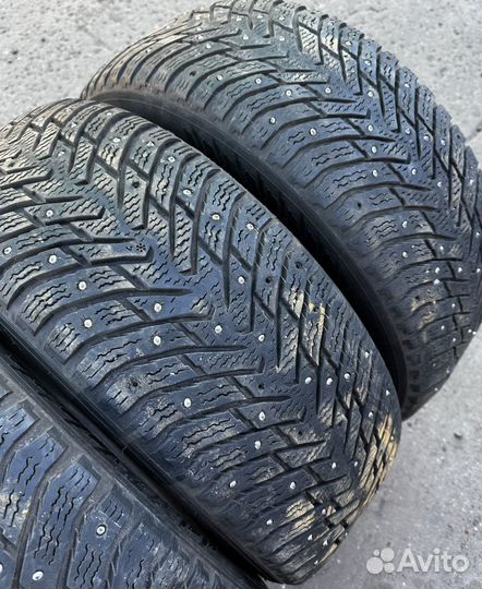 Nokian Tyres Hakkapeliitta 8 225/55 R17 97T