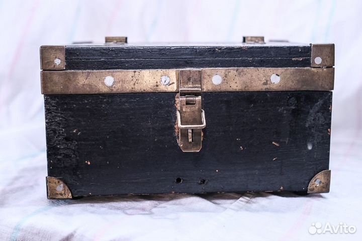 Коробка старинная