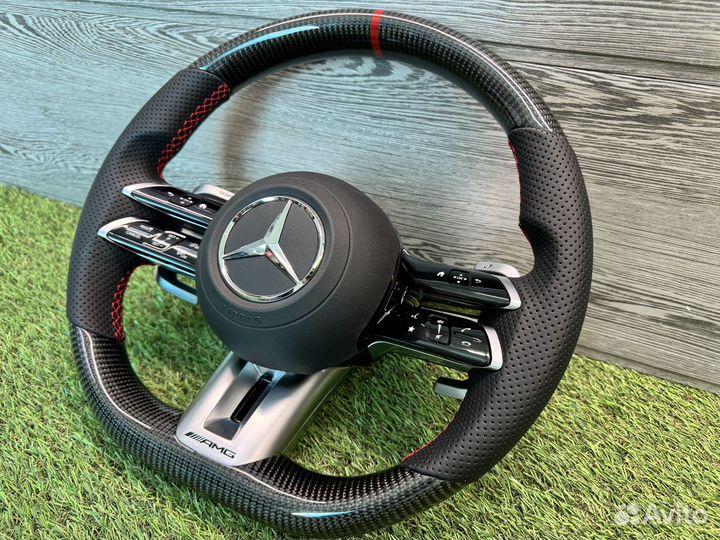 Новый руль на Mercedes-Benz AMG стиль 2021 Карбон