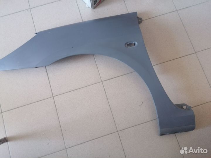 Крыло левое peugeot 307 2000-2005