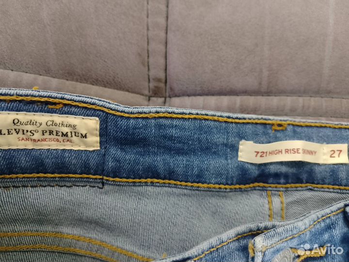 Джинсы Levi's р. 27 женские