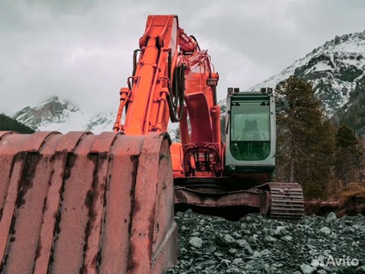 Стекло боковое правое заднее Komatsu