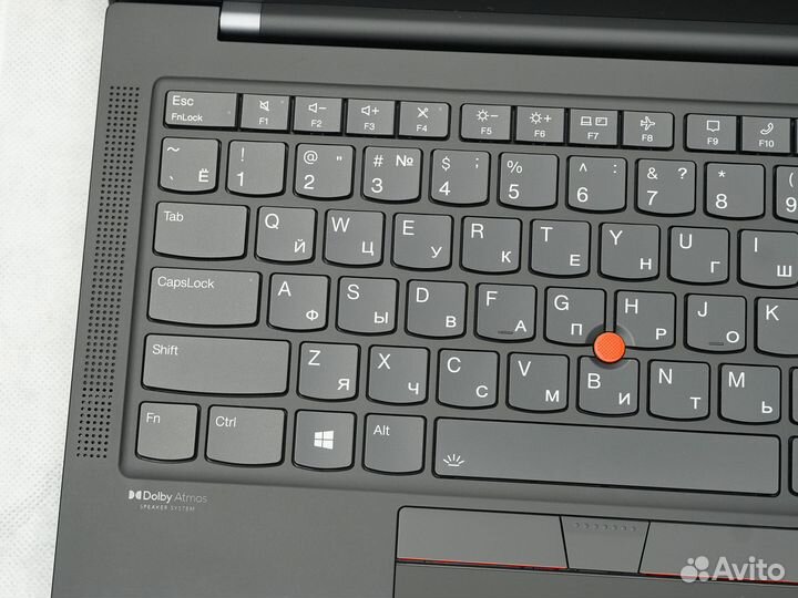 Lenovo ThinkPad X1 Carbon Gen 9 i7-1165G7 32GB