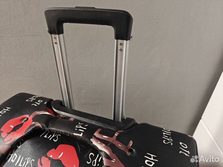 Чемодан на колесах бу большой