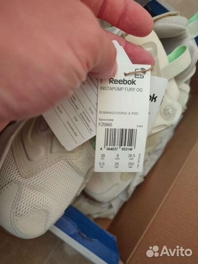 Кроссовки Reebok instapump женские