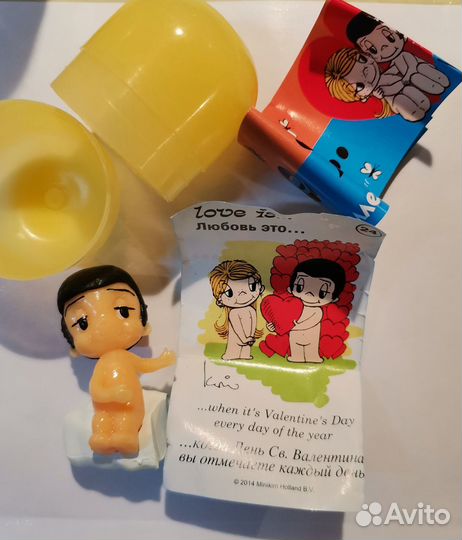 Фигурка love is