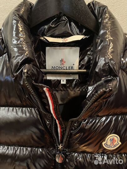 Жилетка Moncler глянцевая