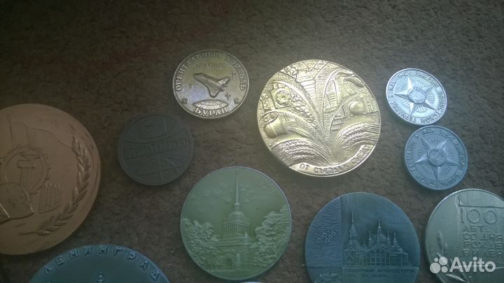 Медали настольные
