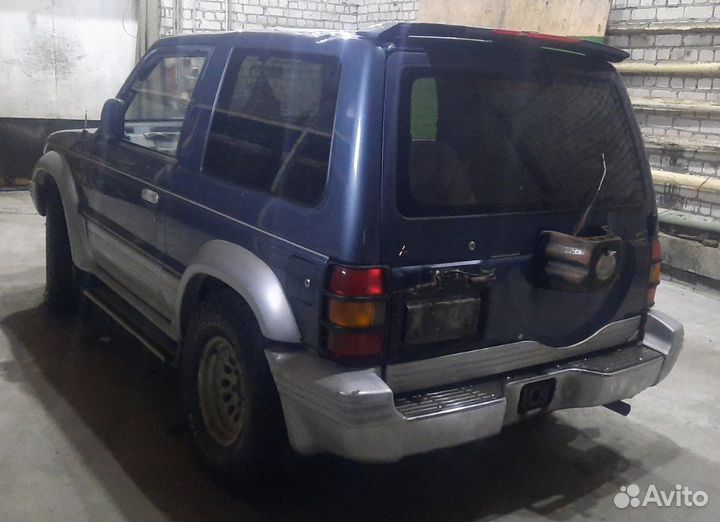 Суппорт тормозной передний правый Mitsubishi