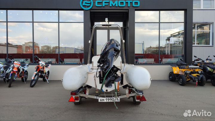 Лодка Brig F450L